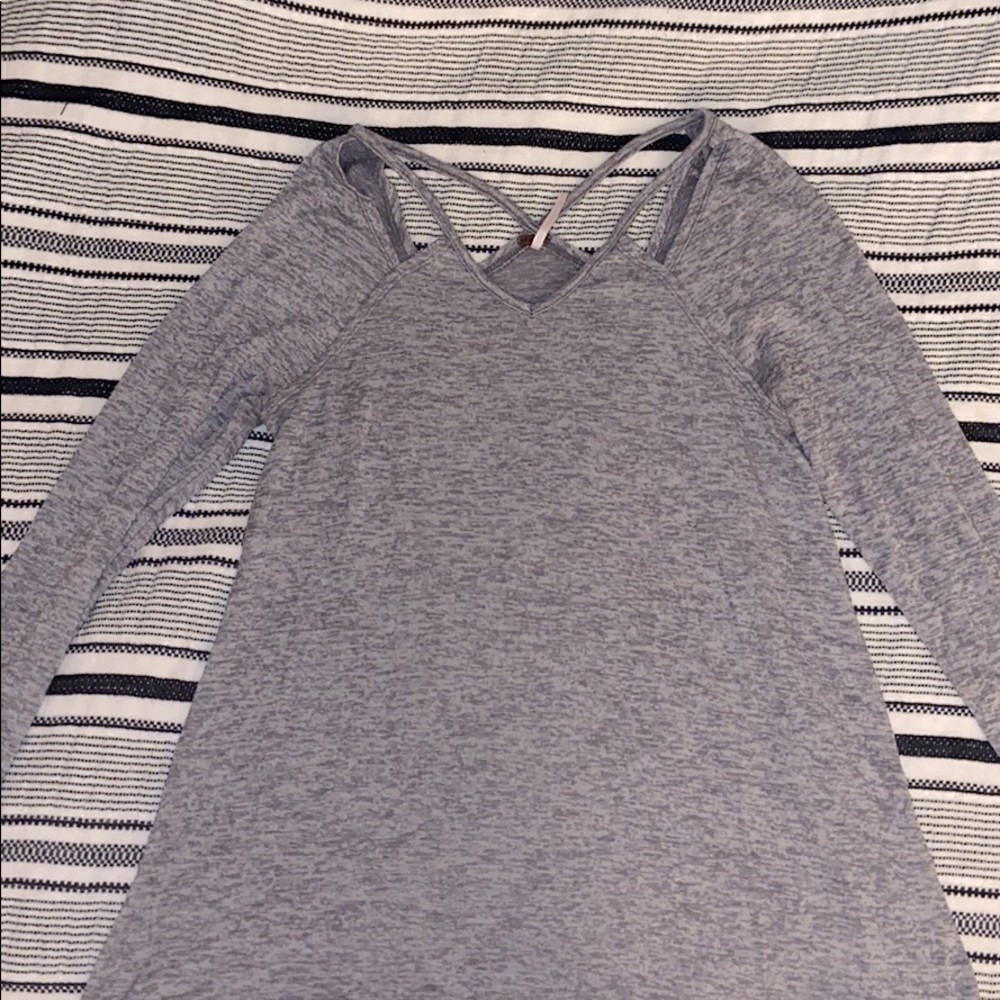 Cut-out shoulder top